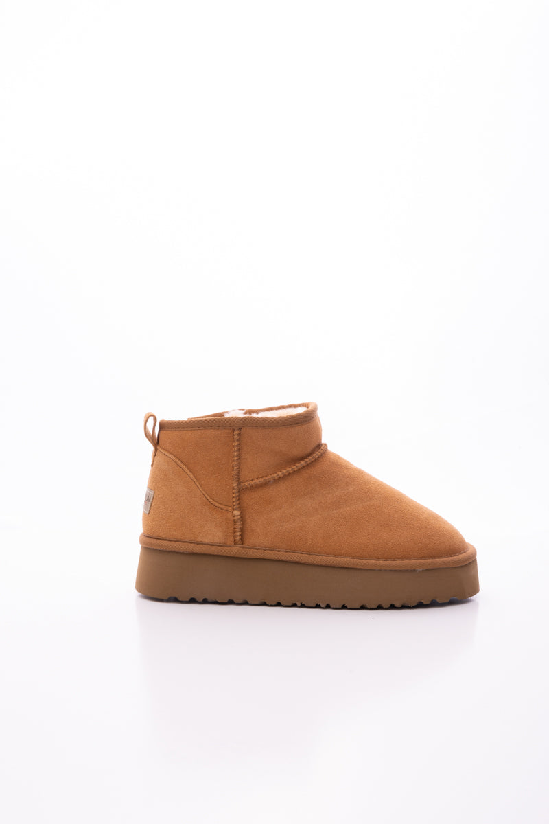 UGG Ultra Mini Platform Low Ankle Boot - Chestnut