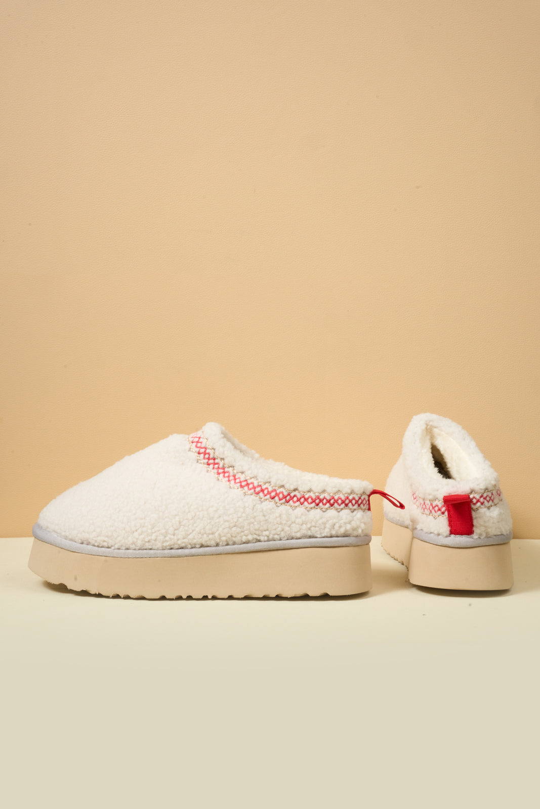 UGG Shepherd Tasman Platform Bootie - White