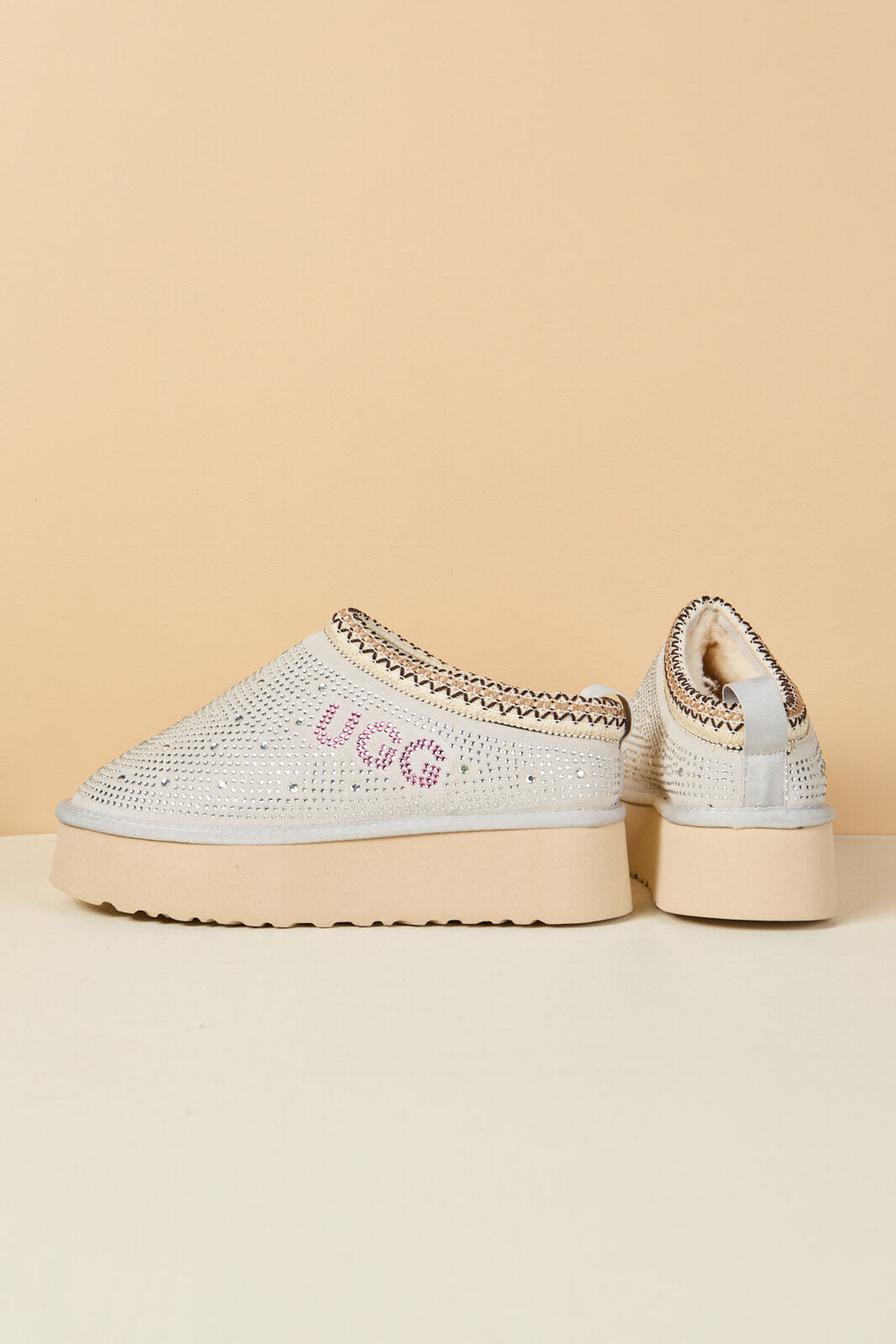 UGG Tassie Swifty Diamond Platform Boot - Gray