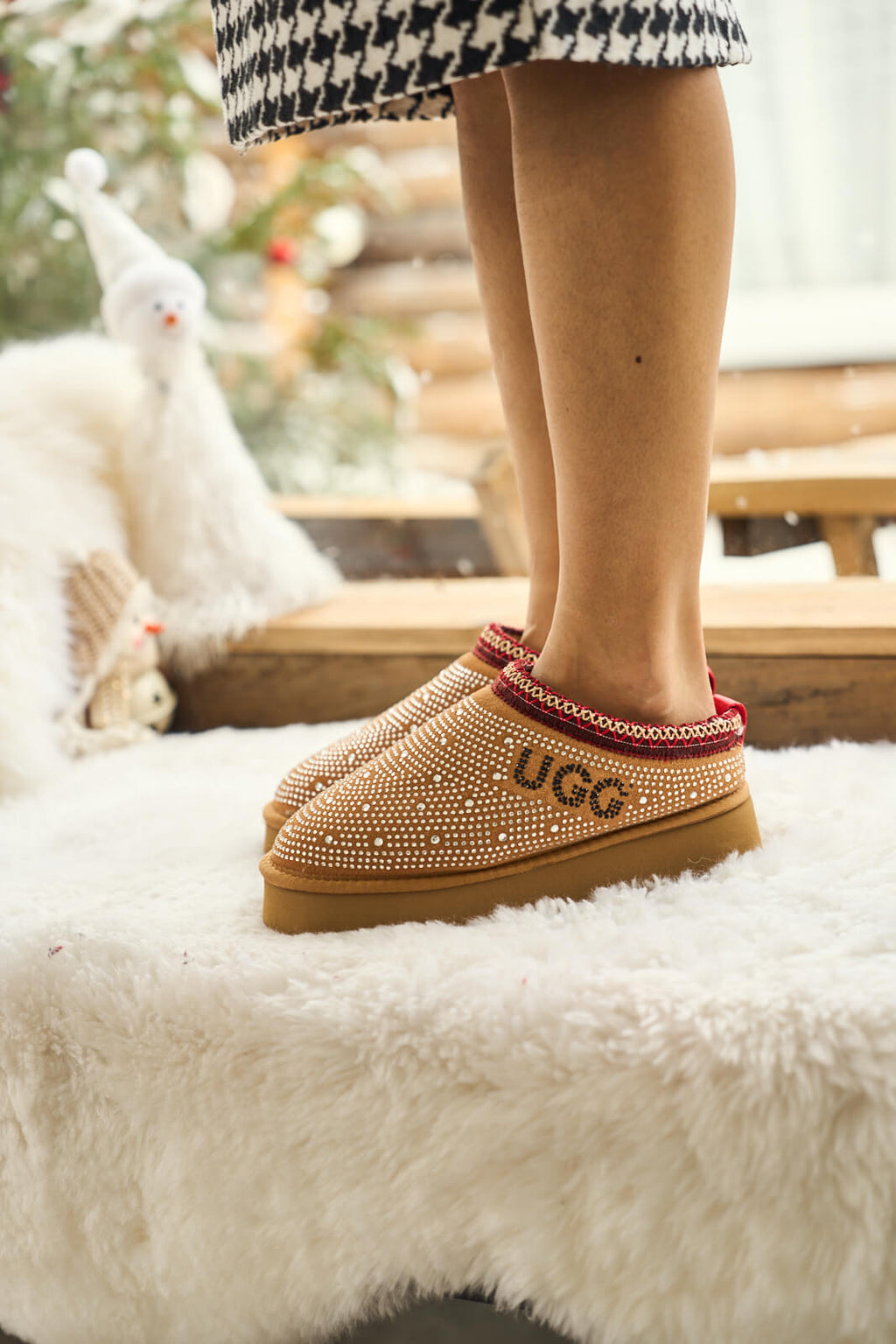 UGG Tassie Swifty Diamond Platform Boot - Chestnut