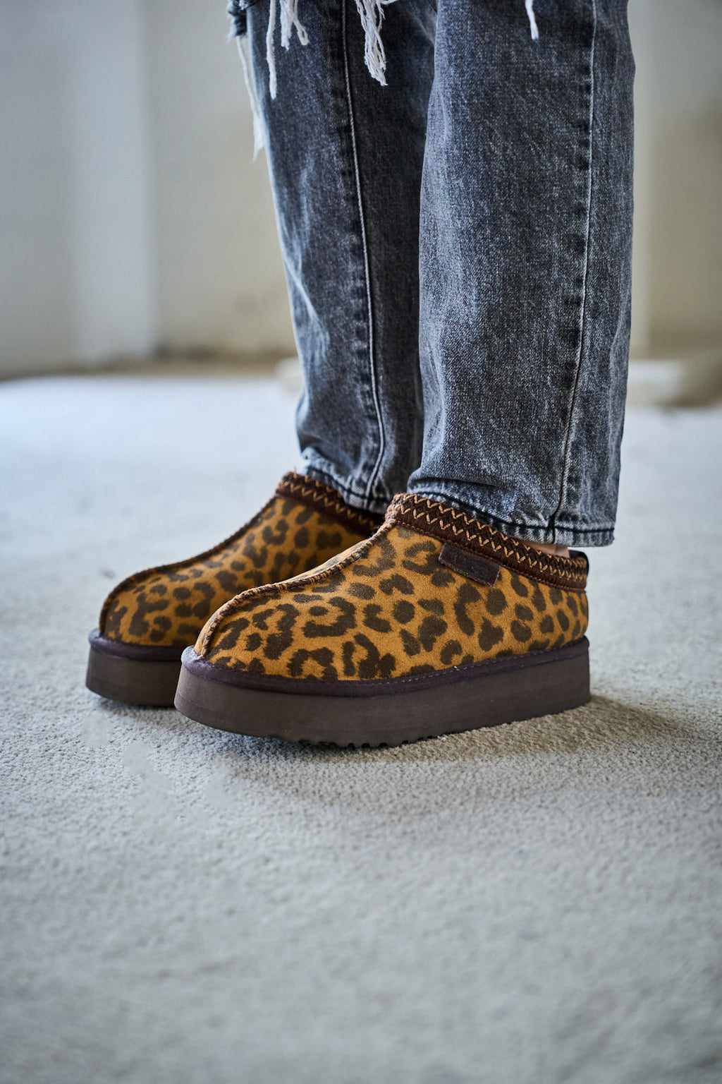 UGG Tassie X Tasman Platform Slipper Boot - Cheetah