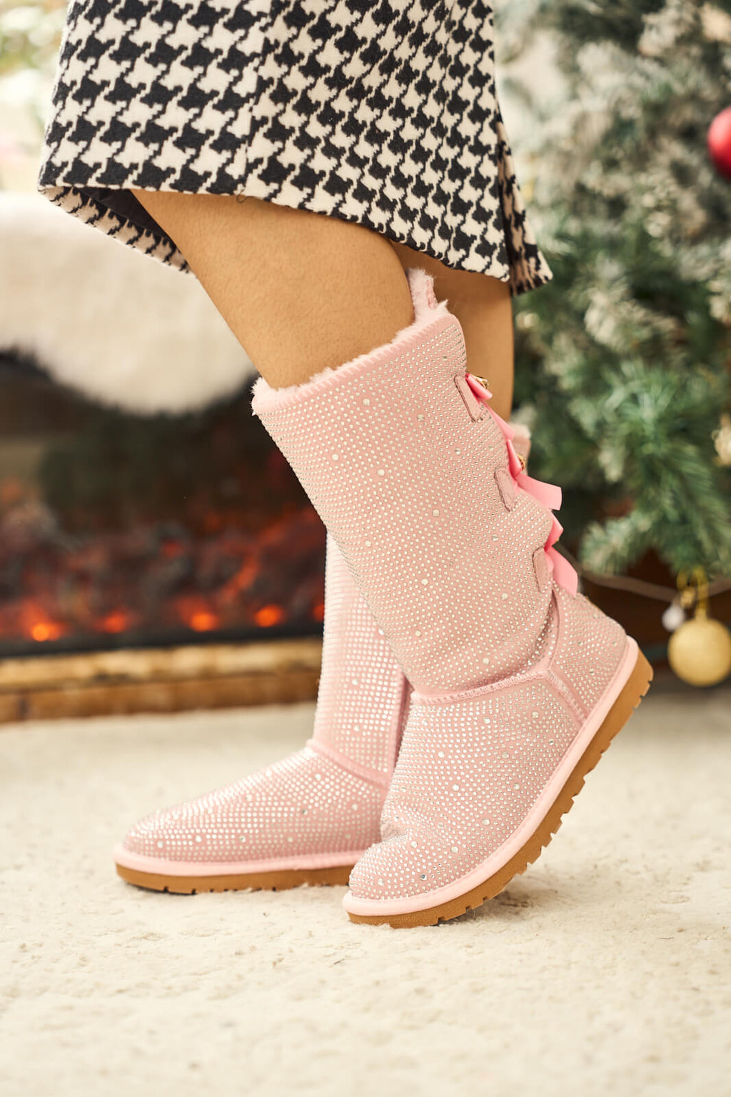 UGG Swifties Diamond Stage Ribbon Bows Suede Boots - Pink