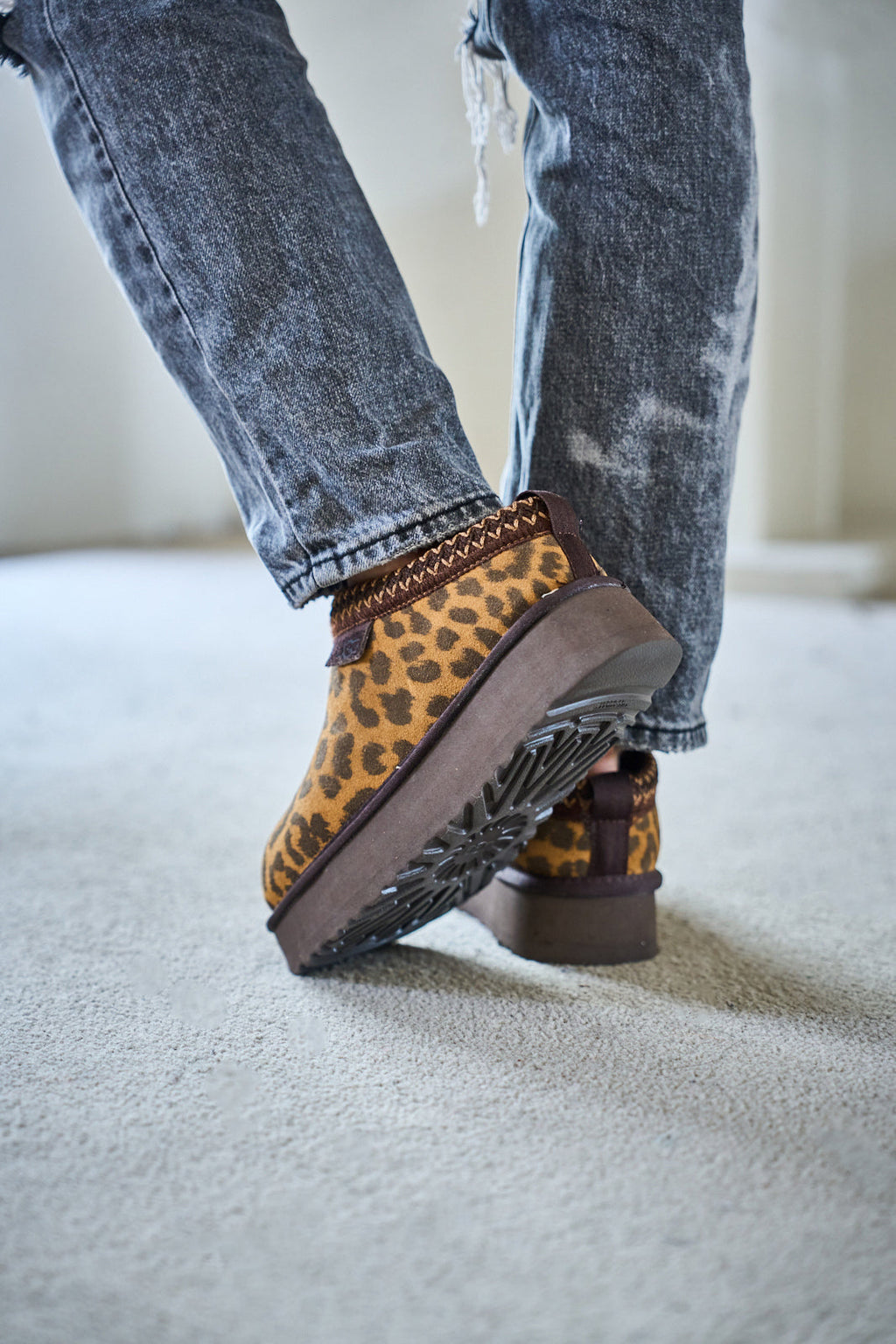 UGG Tassie X Tasman Platform Slipper Boot - Cheetah