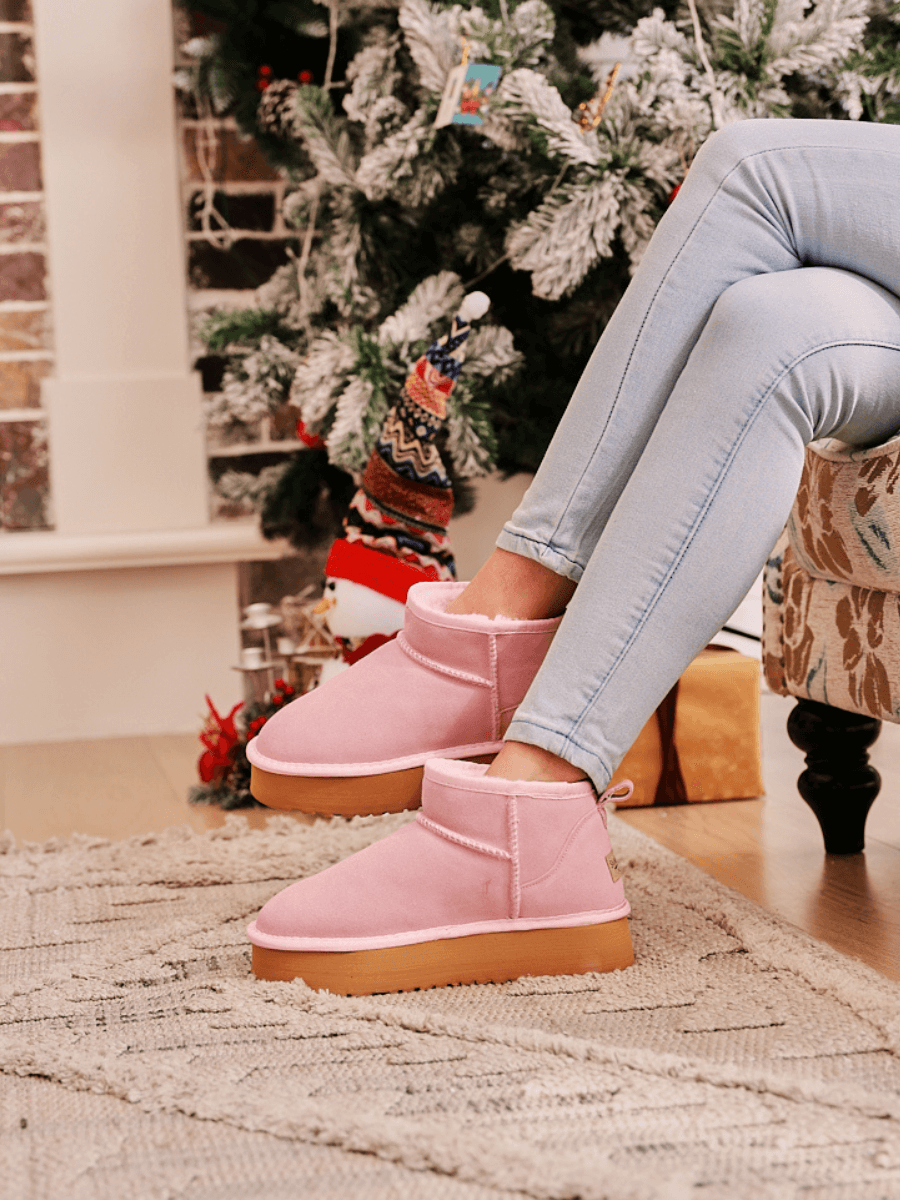 UGG Ultra Mini Platform Low Ankle Boot - Pink