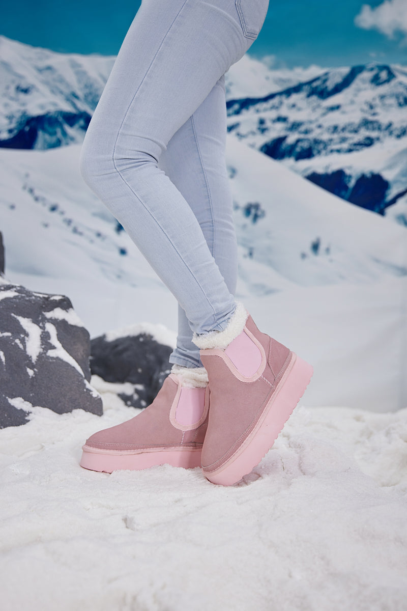 UGG Chelsea On The Land Suede Shearling Boots - Pink