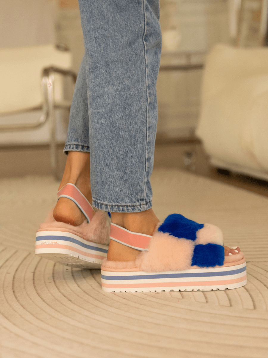 UGG Harmony Contrast Woolen Platform Slipper - Pink