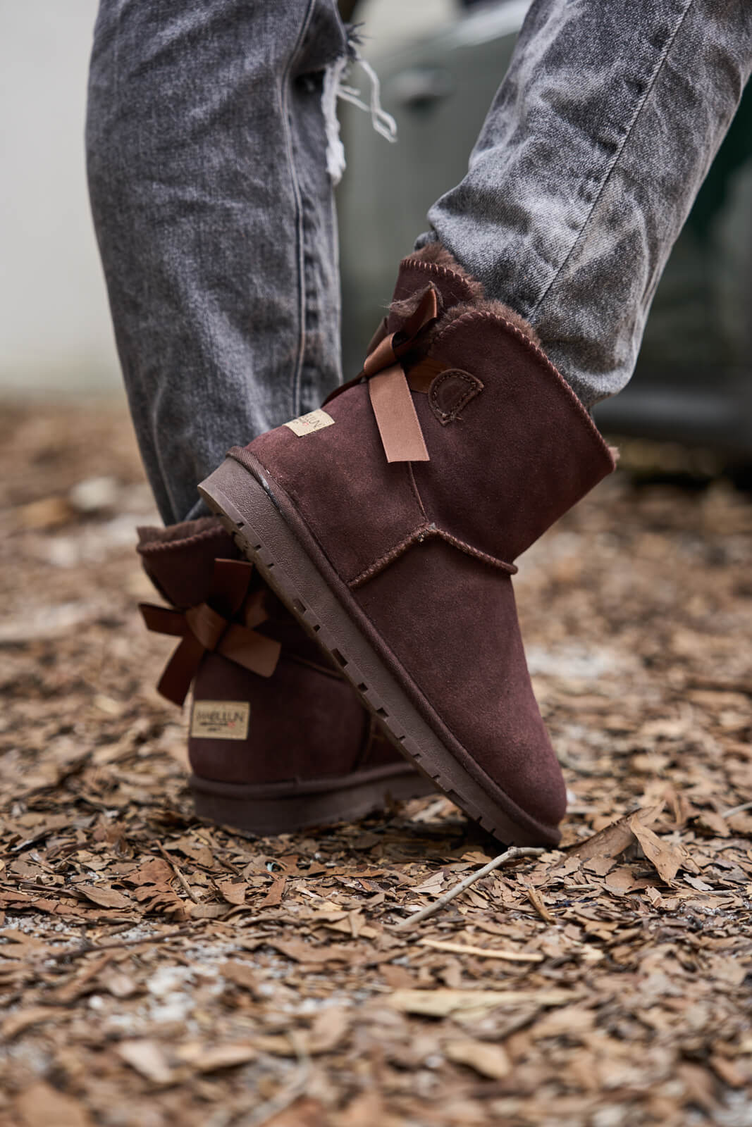 UGG Bailey Bow UGG Mini Boots - Chocolate