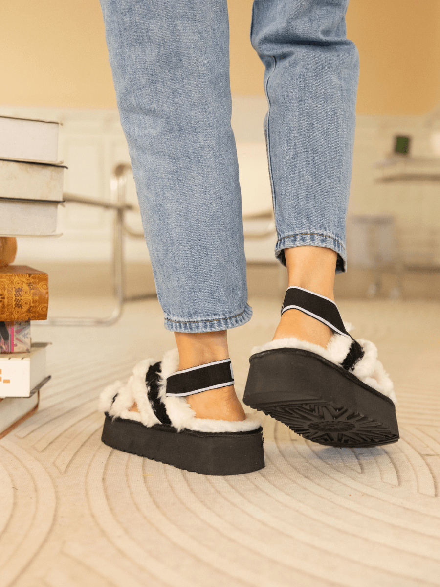 UGG Roar Wool-Lined Criss-Cross Strap Slipper - White