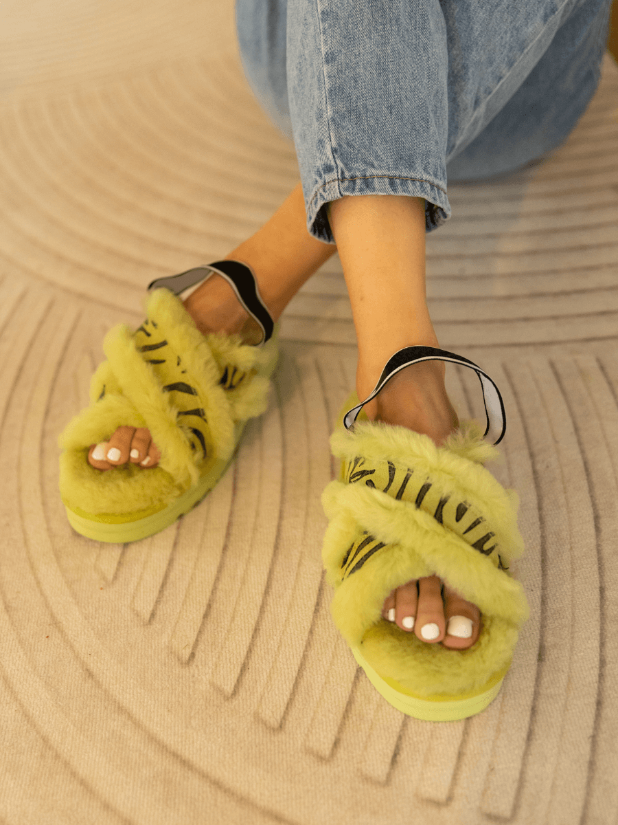UGG Roar Wool-Lined Criss-Cross Strap Slipper - Green