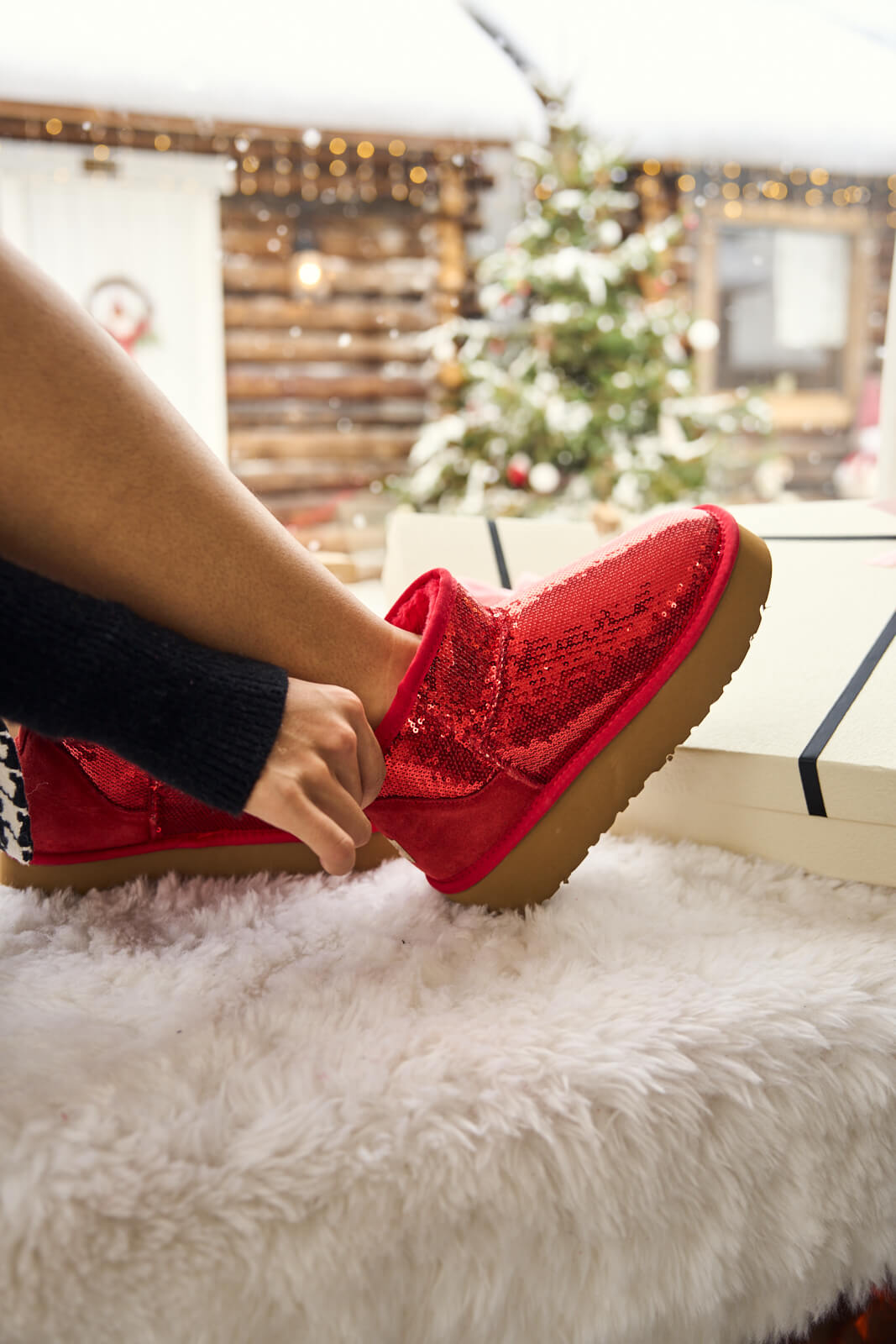 UGG Mini Glitter Low Ankle Platform Boots - Candy