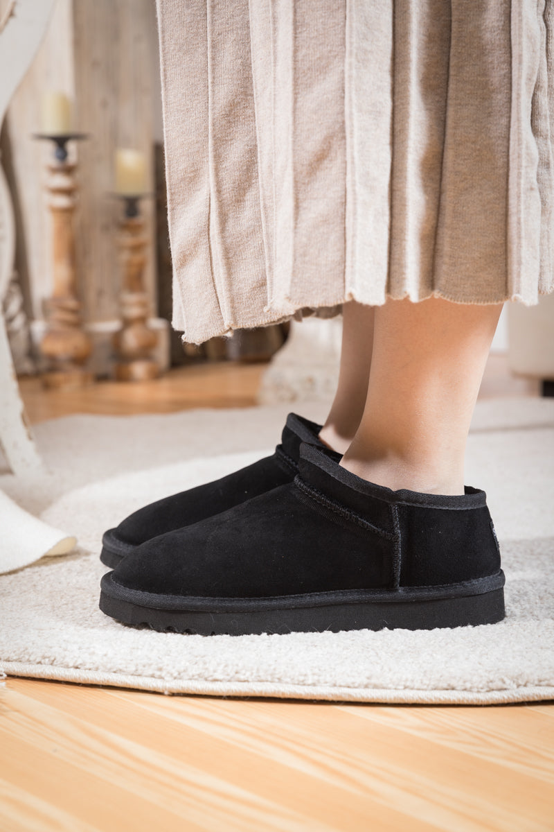 UGG Faux-Fur-Lined Suede Tasman Ankle Boot - Black