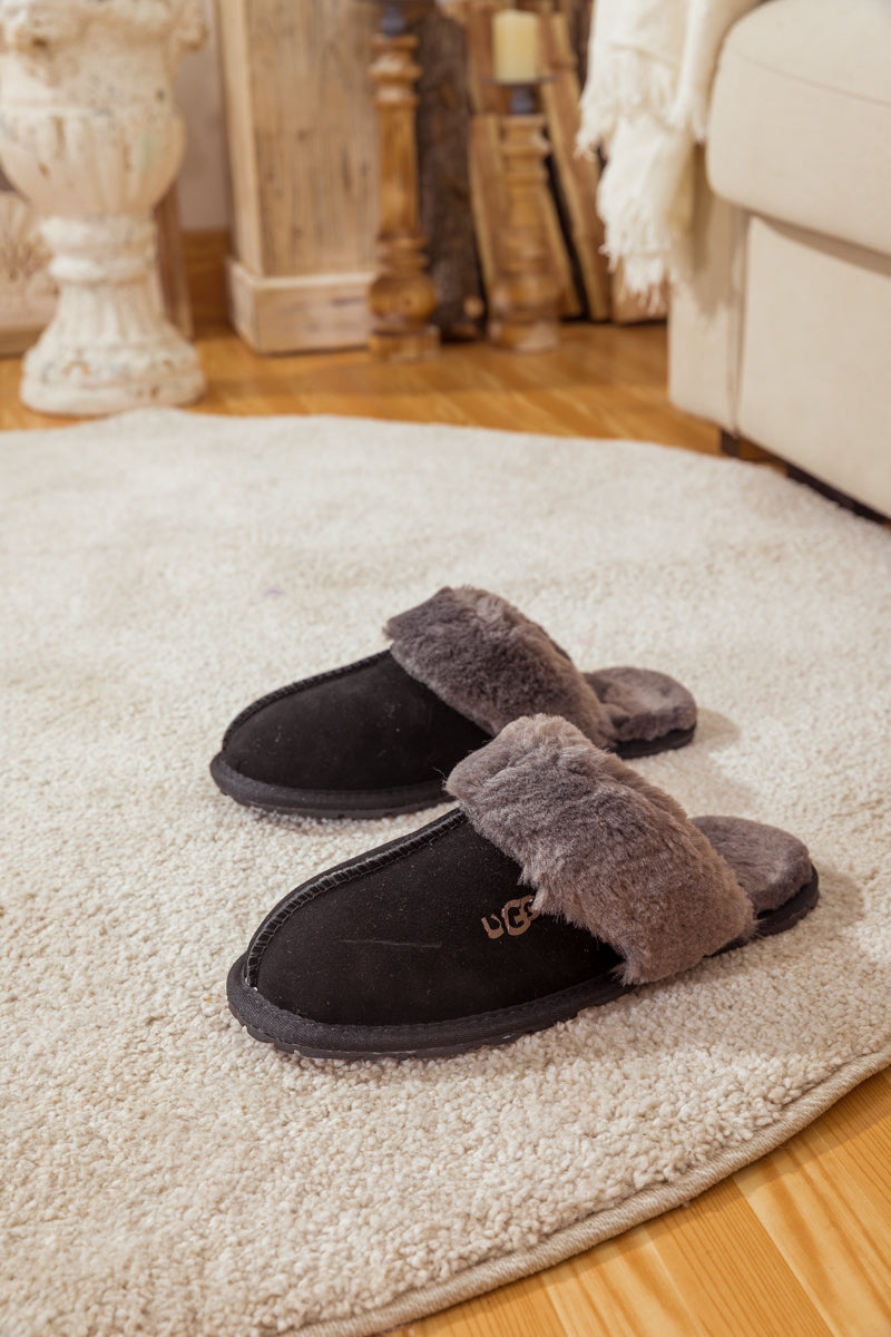 UGG Wool-Lined Tasman Suede Slipper - Black