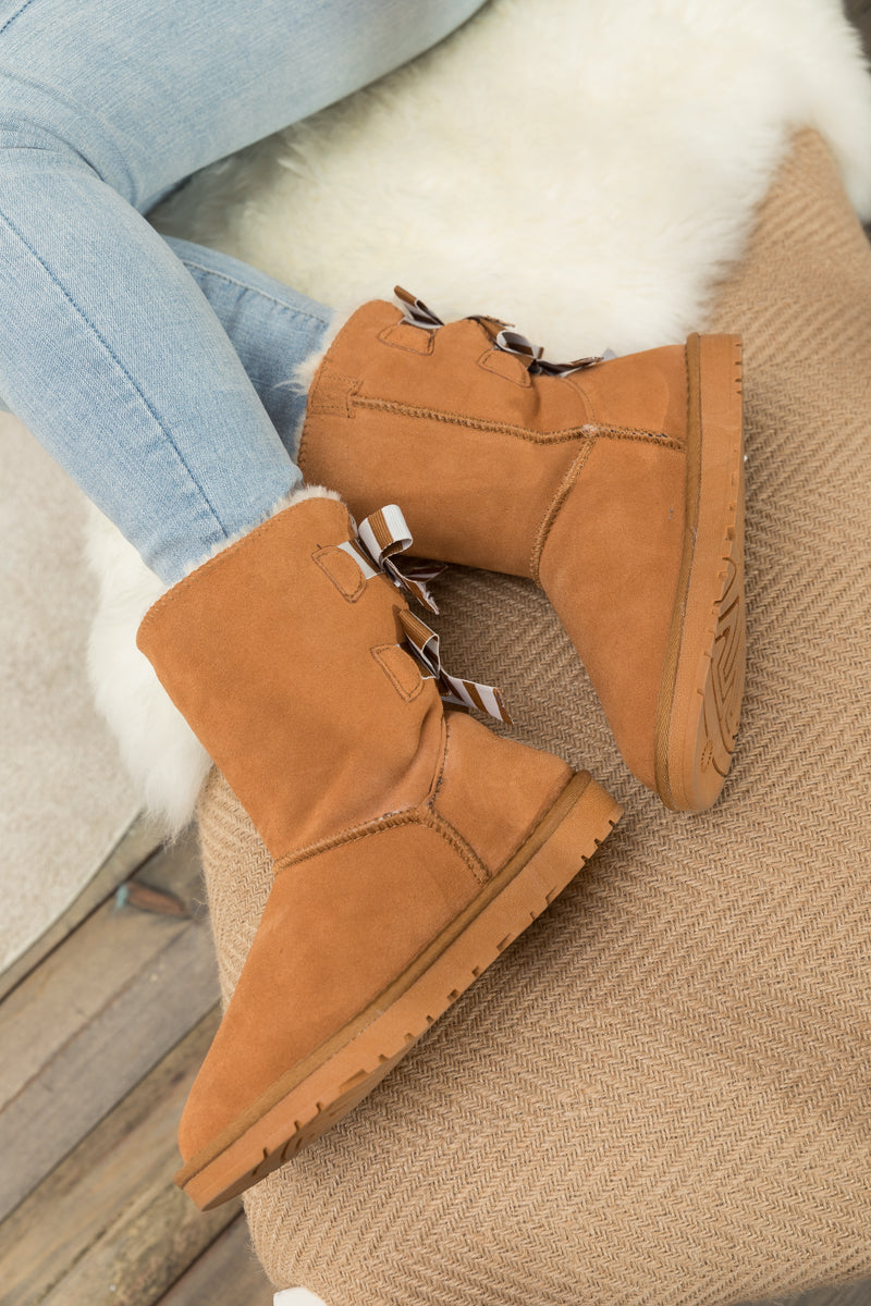 UGG Serenity Striped Bailey Bow Shearling Boots - Chestnut