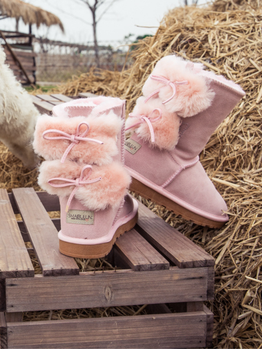 UGG Back Woollen Bow Suede Boots - Pink