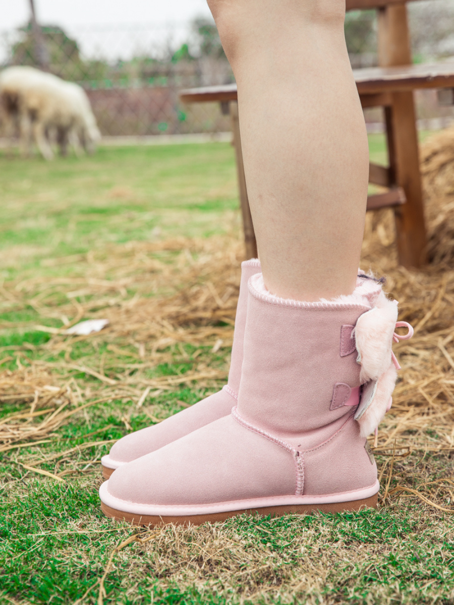 UGG Back Woollen Bow Suede Boots - Pink