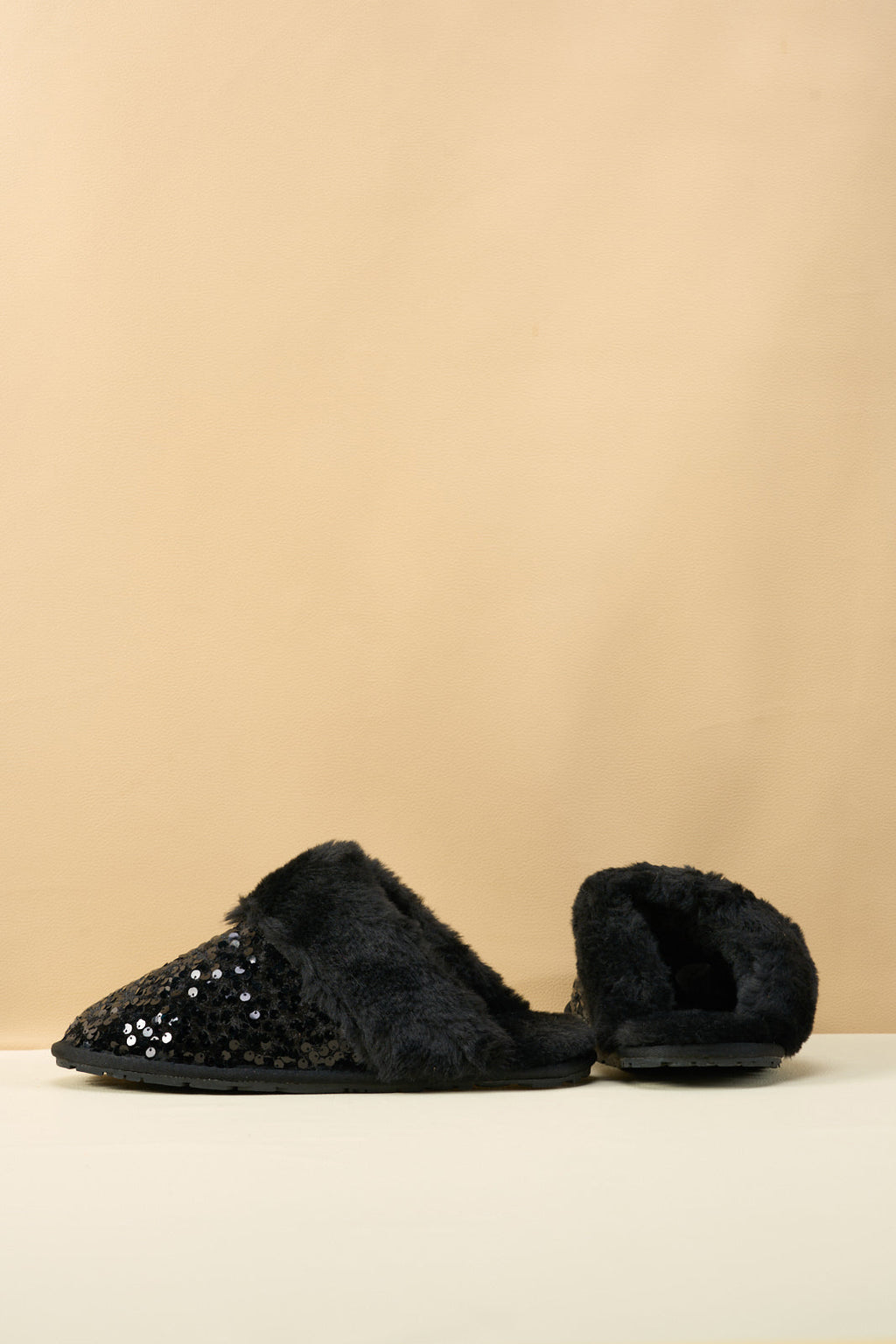 UGG Cozy Day Glam Sequins Slipper - Black