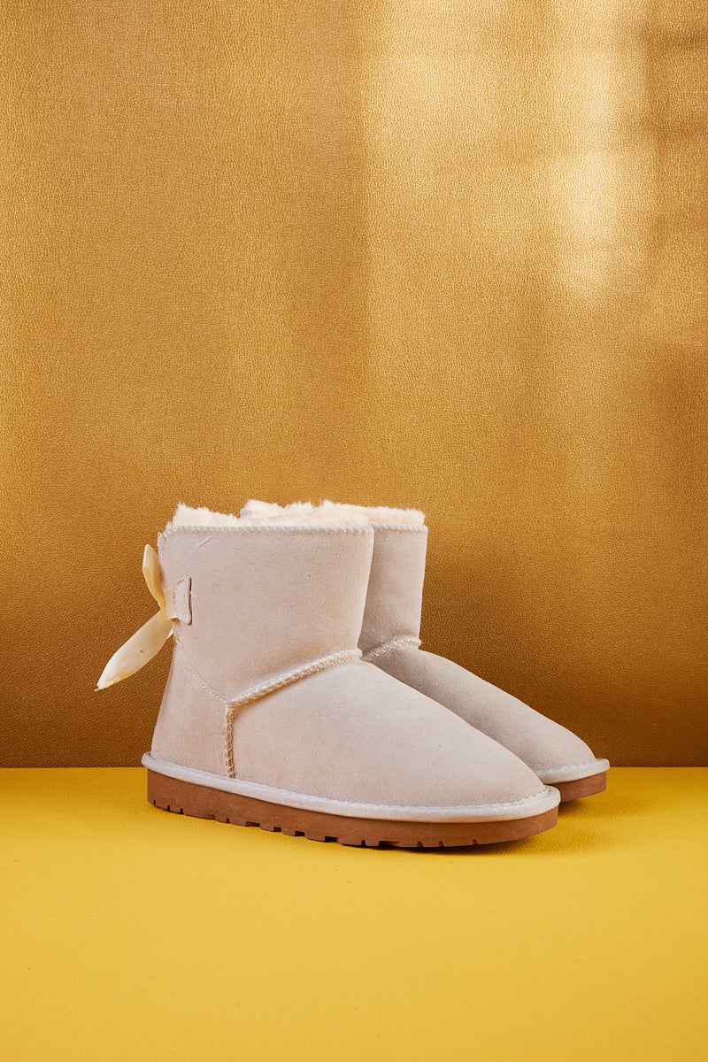 UGG Bailey Bow UGG Mini Boots - Cream