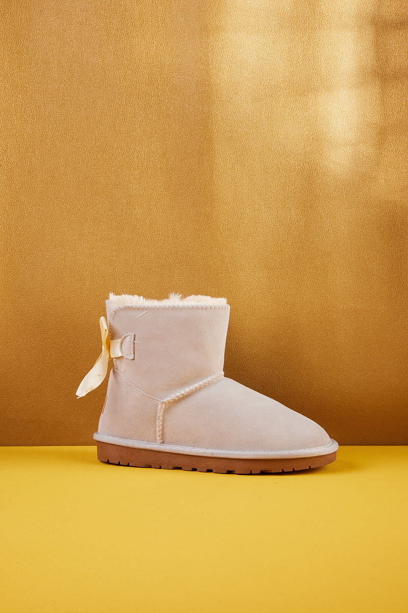 UGG Bailey Bow UGG Mini Boots - Cream