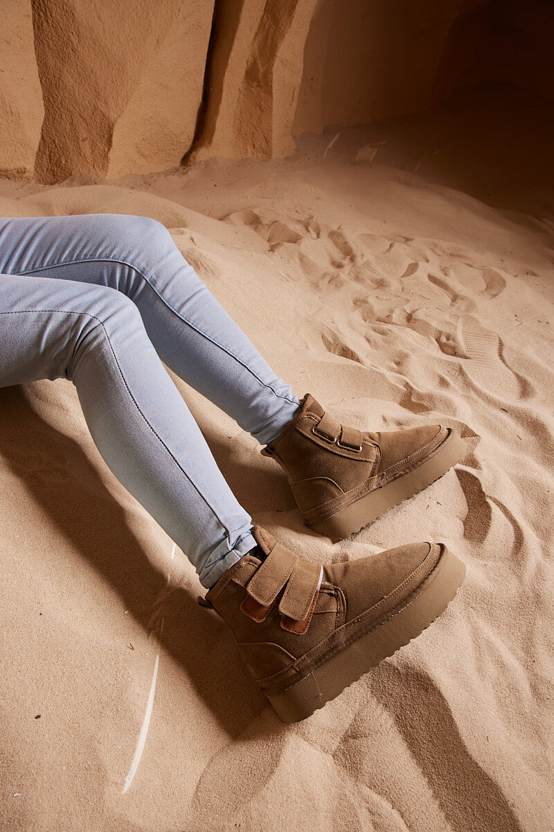 UGG Arlene Suede Platform Boots - Olive